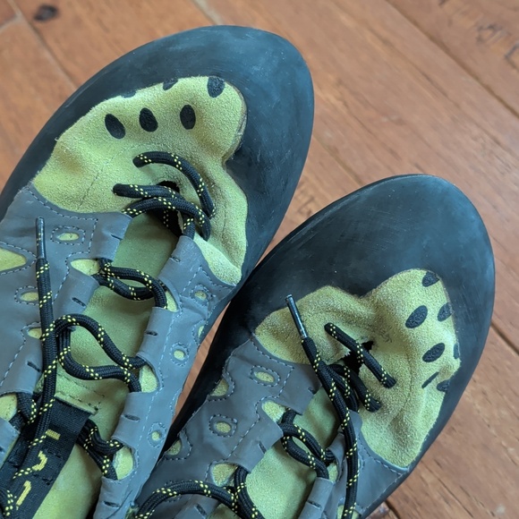 La Sportiva Tarantulace Men\'s Green Climbing Shoe - Durable Performance main image 5